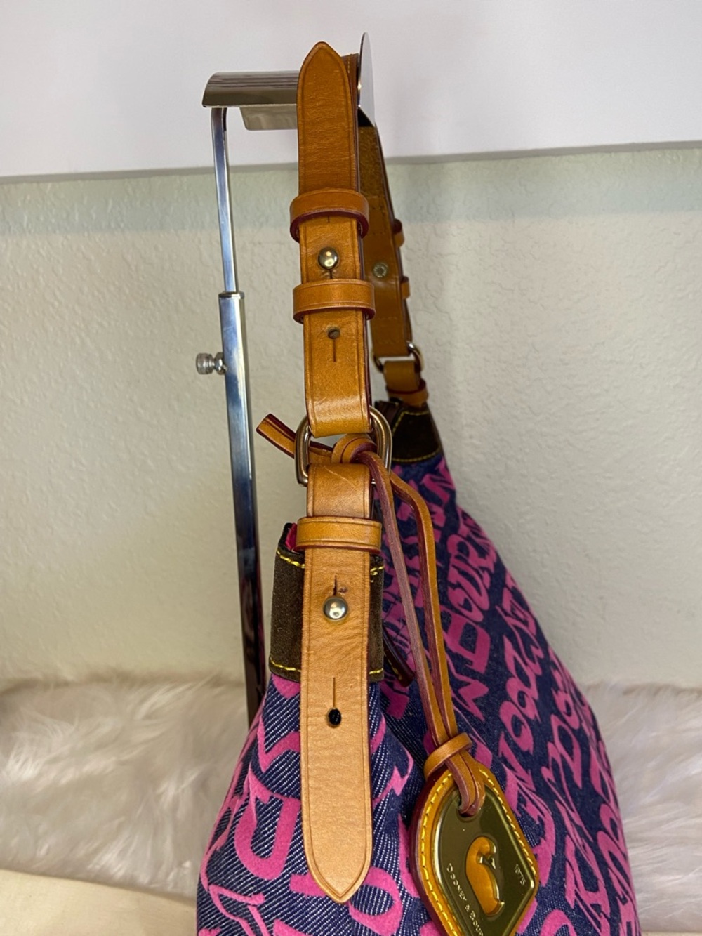 Dooney & Bourke Pink and Blue Logo Canvas Shoulder Bag - Picture 4 of 13